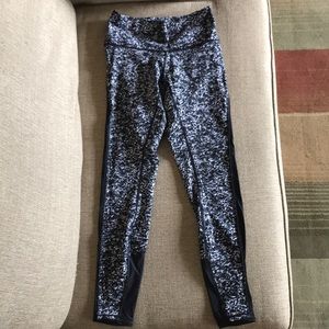 Lululemon leggings. Like new! Worn once